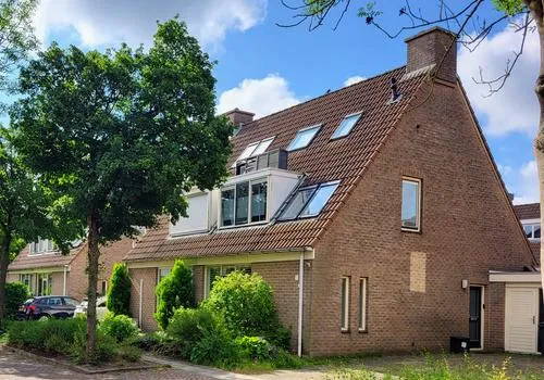 Tussenwoning te koop: Troubadour 10, Beroepenbuurt Amstelveen