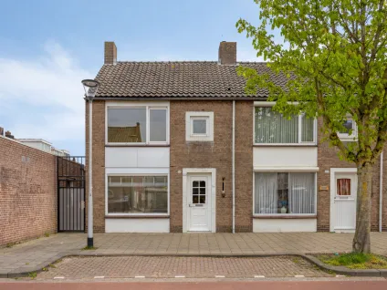 Hoekwoning te koop: Trouwlaan 110, Trouwlaan Tilburg