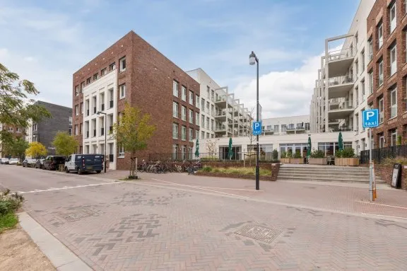 Appartement te huur: Truus Gelsingstraat 79, Lent Lent