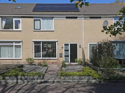 Tussenwoning te koop: Tsjerkepaed 17, Twijzelerheide Twijzelerheide