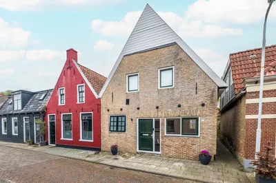 Koopwoning: Tsjillen 12 in Minnertsga - €375.000 - 200m²
