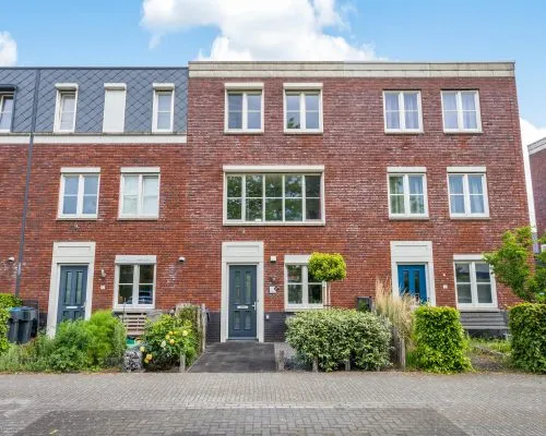 Tussenwoning te koop: Tubadreef 18, Muziekland III Harderwijk