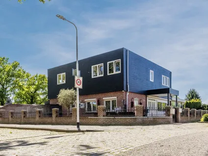 Twee-onder-één-kap te koop: Tuinbouwstraat 11, Visserijbuurt Tilburg