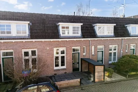 Tussenwoning te koop: Tuinbouwstraat 32, Achter de Hoven Leeuwarden
