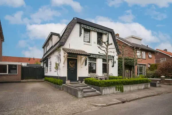 Vrijstaande woning te koop: Tuinderslaan 12, Bloemenbuurt Ede