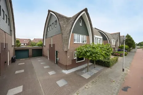 Twee-onder-één-kap te koop: Tuindersweg 16, Schoenmakershoek Etten-Leur