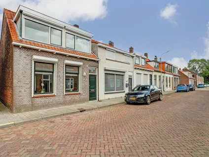 Hoekwoning te koop: Tuindorp 48, Dorp Arnemuiden