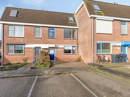 Tussenwoning te koop: Tuinfluiter 26, Sommelsdijk