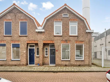 Hoekwoning te koop: Tuinstraat 10, Lievenspolder Terneuzen