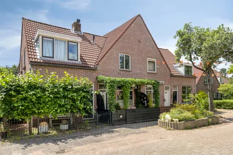 Terraced house for sale: Tuinstraat 104, Oud Krimpen Krimpen Aan Den Ijssel