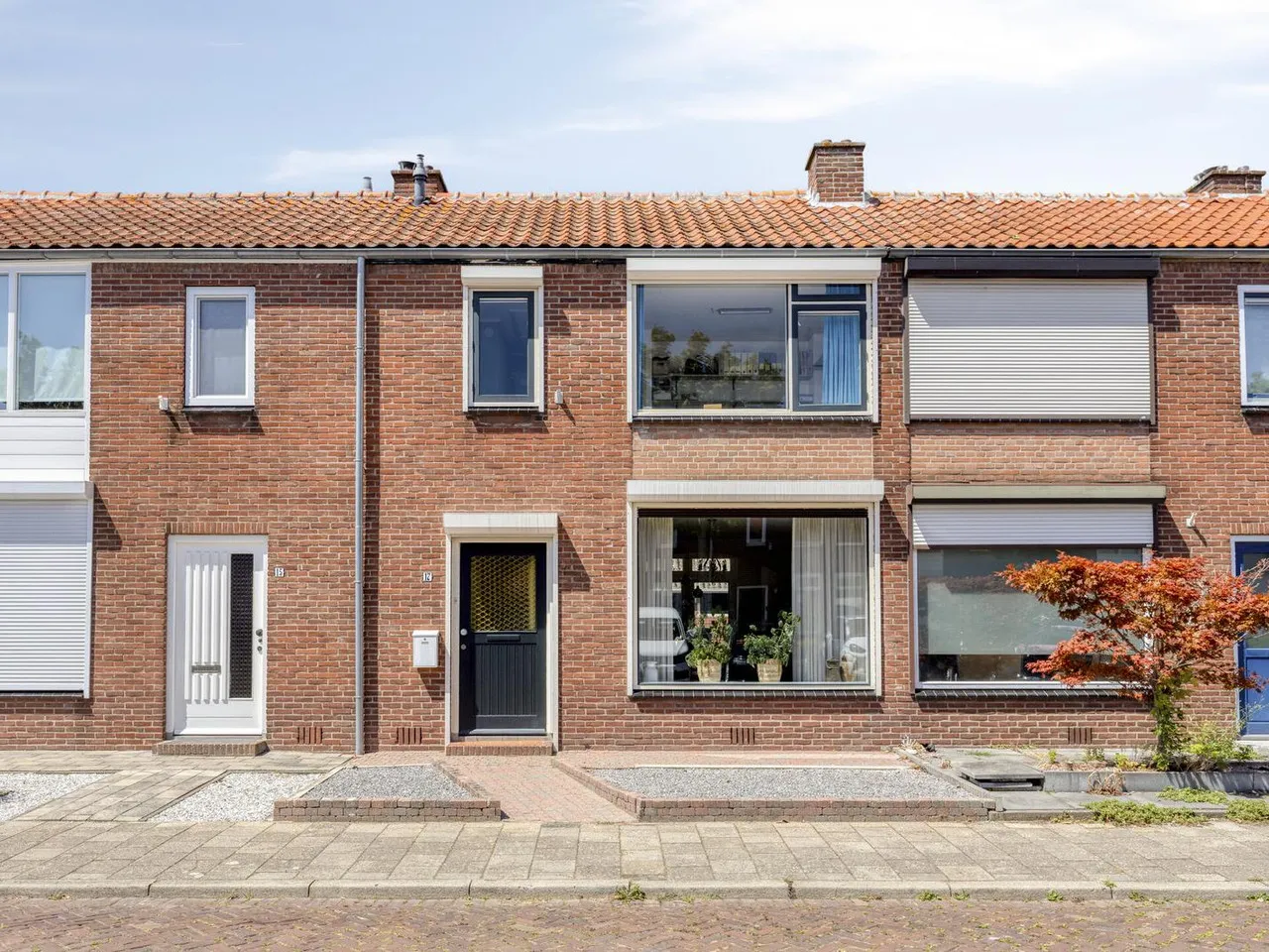 Tussenwoning te koop: Tuinstraat 17, Sint-Annaland