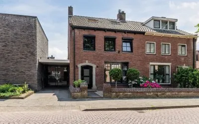 Tussenwoning te koop: Tuinstraat 4, Centrumgebied Oost Rijen Rijen