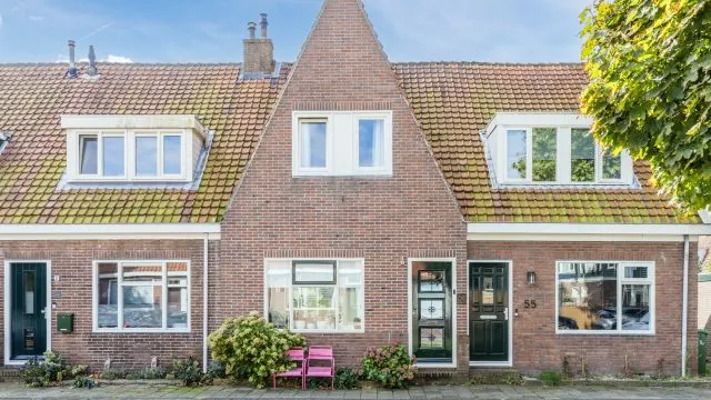 Tussenwoning te koop: Tuinstraat 53, Zaandijk