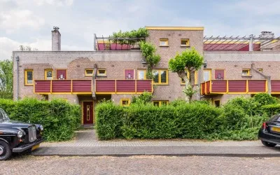 Tussenwoning te koop: Tuinwijklaan 3, Zuiderhout Haarlem