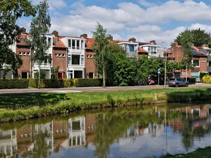 Tussenwoning te koop: Tulpenburg 49, Vredeveldbuurt Amstelveen