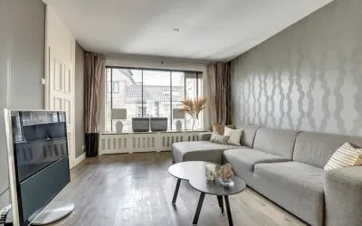 Tussenwoning te koop: Tulpenstraat 2A, Rijnsburg