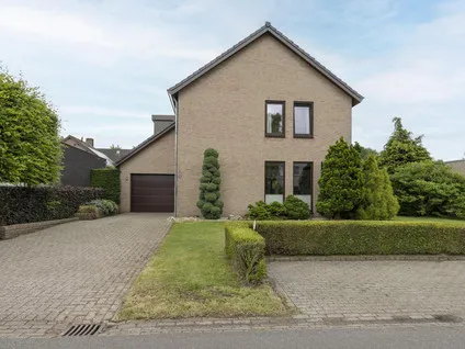 Vrijstaande woning te koop: Tungeler Dorpsstraat 70, Tungelroy Weert