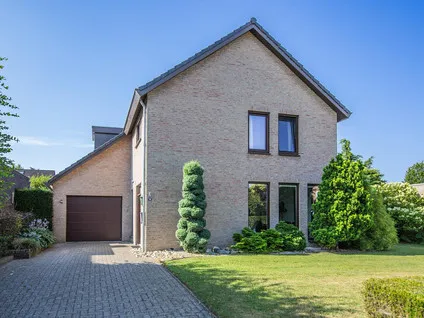 Vrijstaande woning te koop: Tungeler Dorpsstraat 70, Tungelroy Weert