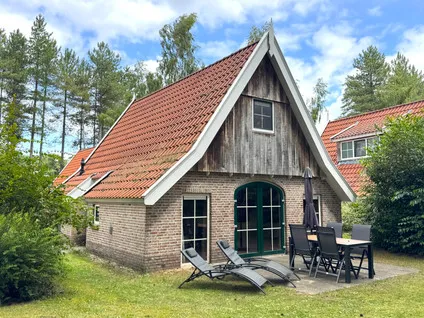 Detached house for sale: Tunnelweg 7-87, Haarle Haarle