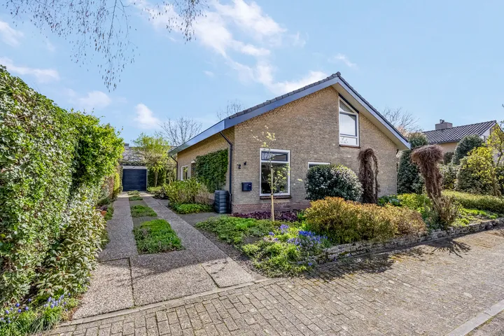 Vrijstaande woning te koop: Turandotstraat 2, Schuilenburg-Zuid Amersfoort