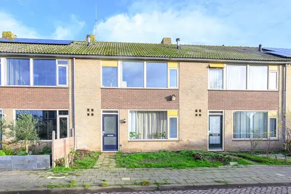 Tussenwoning te koop: Tureluurstraat 18, Enkhuizen