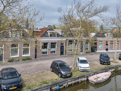 Tussenwoning te koop: Turfkade 30, Bolsward binnen De Wallen Bolsward