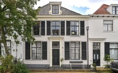 Tussenwoning te koop: Turfpoortstraat 39, Naarden