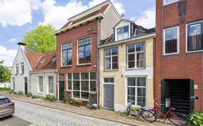 Tussenwoning te koop: Turfstraat 15, Binnenstad-Noord Groningen