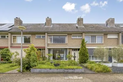 Tussenwoning te koop: Turijnstraat 7, Heesterakker Eindhoven