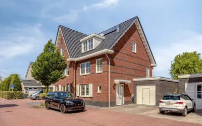 Semi-detached for sale: Tusschen beide Wegen 14, Rijnsburg-Noord Rijnsburg
