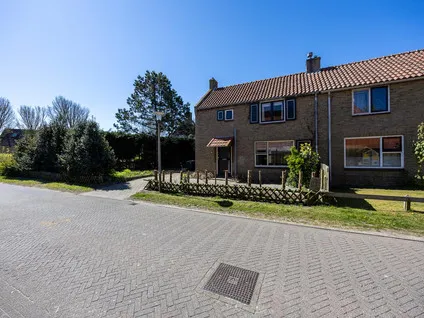 Twee-onder-één-kap te koop: Tussen Dijken 29, Hollum Hollum