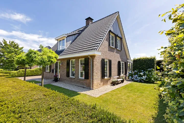 Detached house for sale: Twarrelt 27, Olingermeeden Appingedam