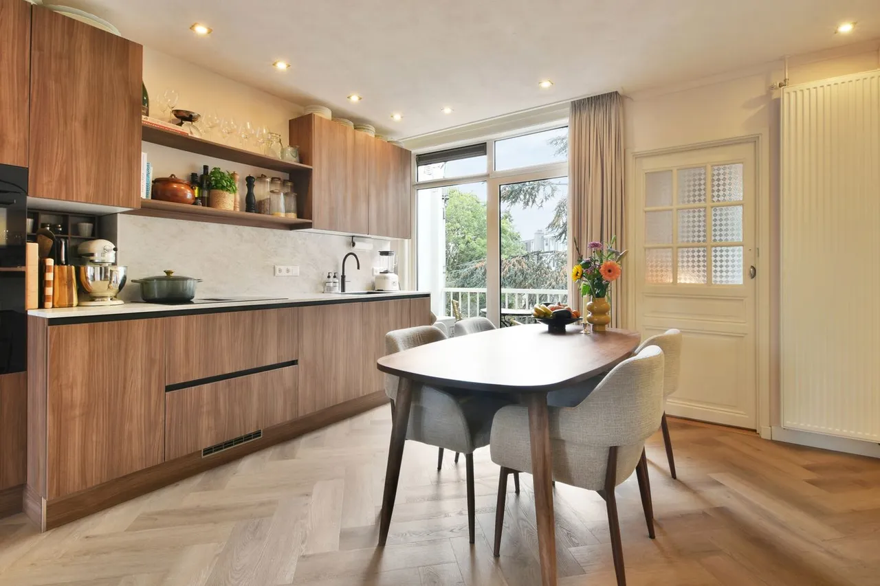 Studio te koop: Tweede Kostverlorenkade 151-3, Amsterdam