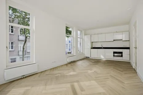 Appartement te huur: Tweede Sweelinckstraat 22-1, Van der Helstpleinbuurt Amsterdam