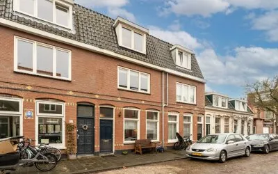 Tussenwoning te koop: Tweede Hogerwoerddwarsstraat 39, Haarlem