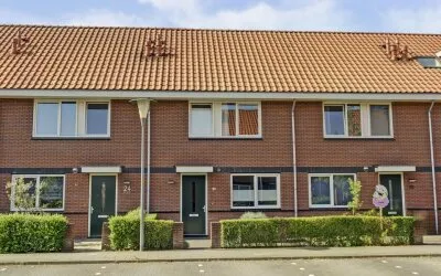 Tussenwoning te koop: Tweelingen 22, Vierslag Elst