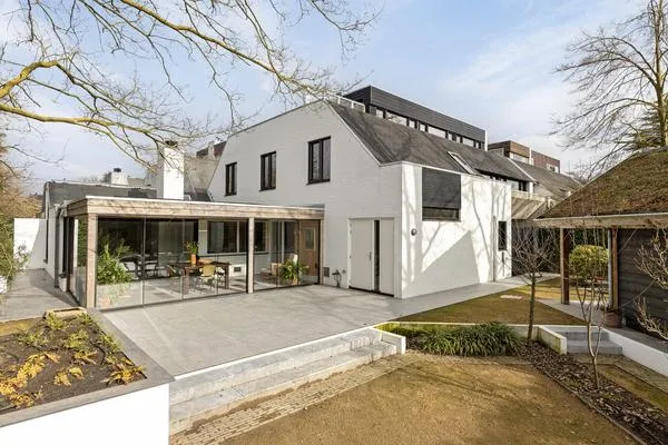 Tussenwoning te koop: Tweelingenlaan 16, Luytelaer Eindhoven
