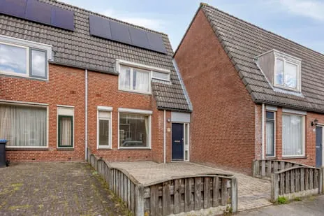 Tussenwoning te koop: Twentehof 122, Rijpelberg-West Helmond