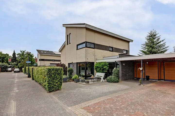 Twee-onder-één-kap te koop: Twickel 14, Landerijen Noord/West Lelystad