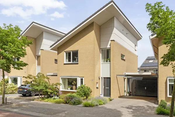 Tussenwoning te koop: Twickel 37, Raalte