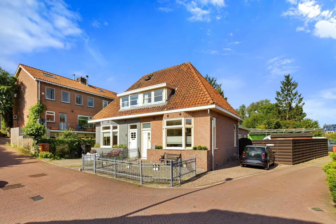 Twee-onder-één-kap te koop: Twiskestraat 4, Amsterdam