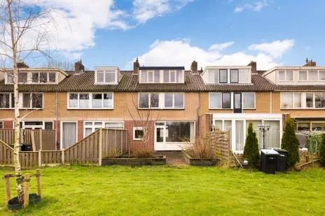Tussenwoning te koop: Twiskeweg 49, Kleurenbuurt Zaandam