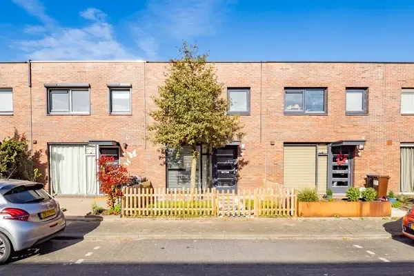 Tussenwoning te koop: Ubachsberg 25, Veldhuizen De Meern