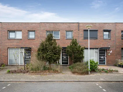 Tussenwoning te koop: Ubachsberg 29, Veldhuizen De Meern
