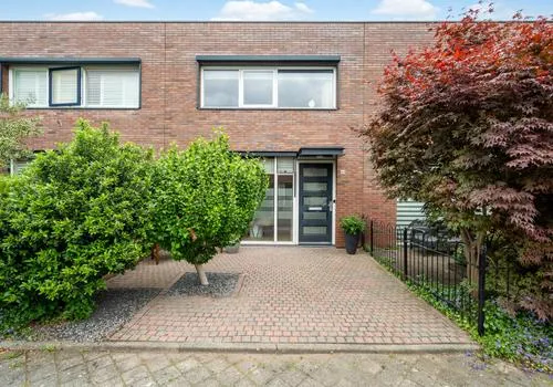 Tussenwoning te koop: Ubachsberg 40, Veldhuizen De Meern