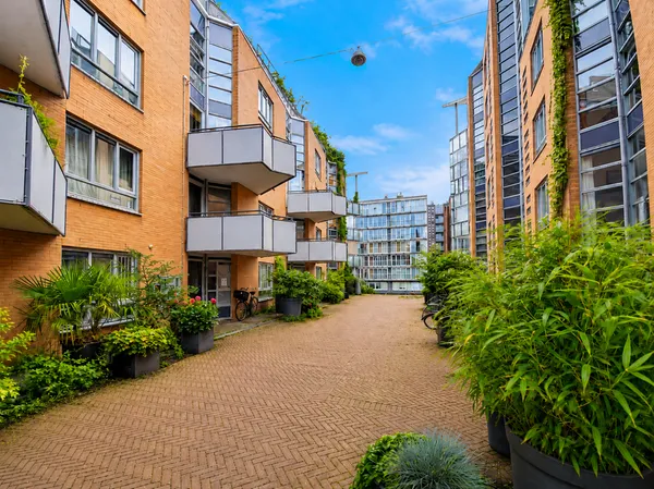 Woning te huur: Uilenburgerwerf, Uilenburg Amsterdam