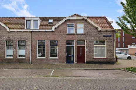 Tussenwoning te koop: Uitenboschstraat 4, Oud-Overdie Alkmaar