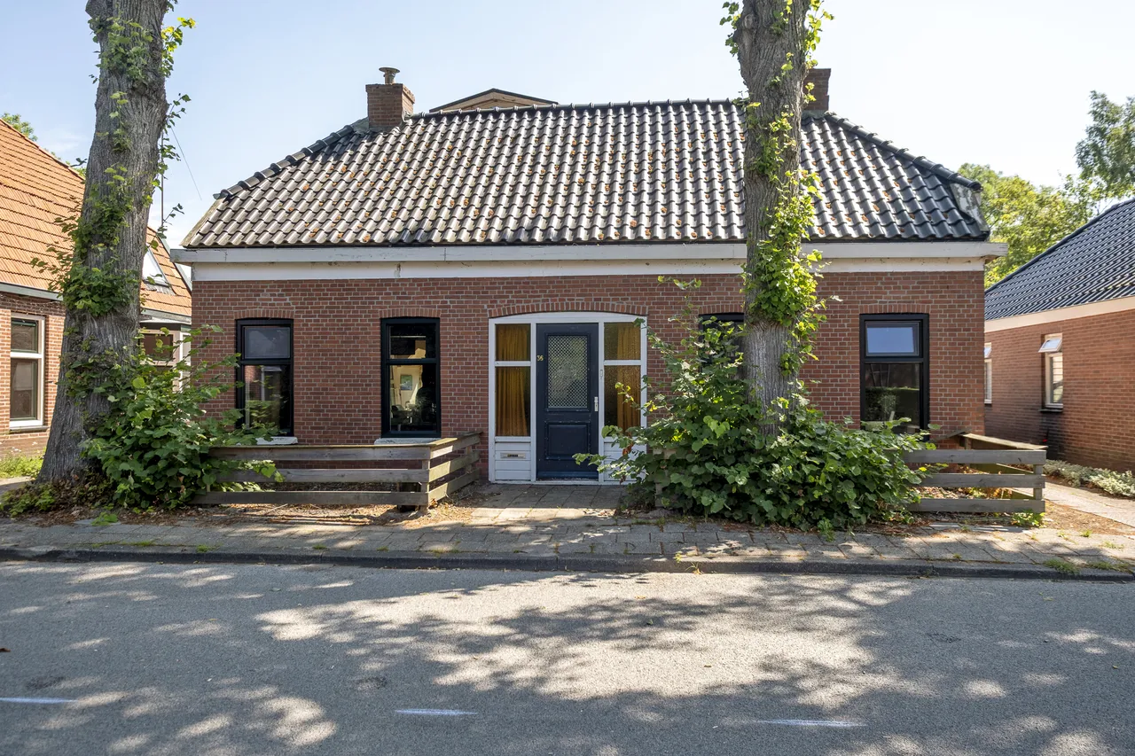 Vrijstaande woning te koop: Uiterburen 36, Zuidbroek