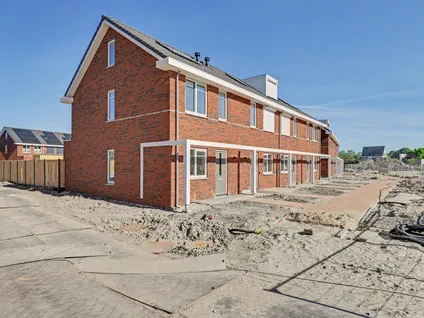 Hoekwoning te koop: Uiterdijk 17, Strijen Woonkern Strijen