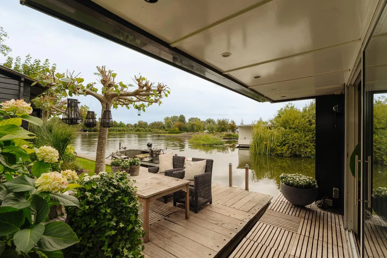 Woning te koop: Uiterweg 377WS8, Aalsmeer